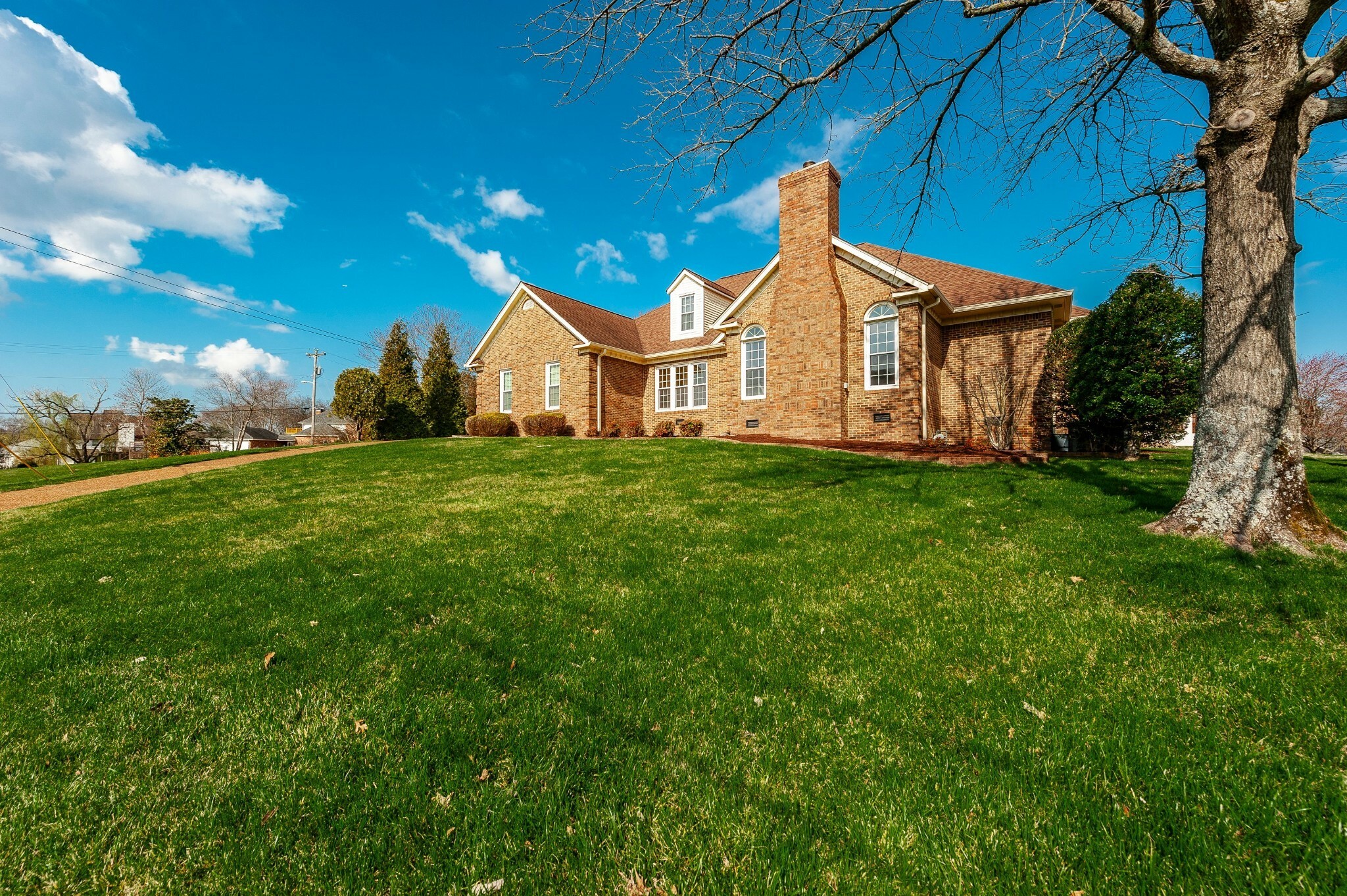 Property Photo:  124 Governors Point Blvd  TN 37075 