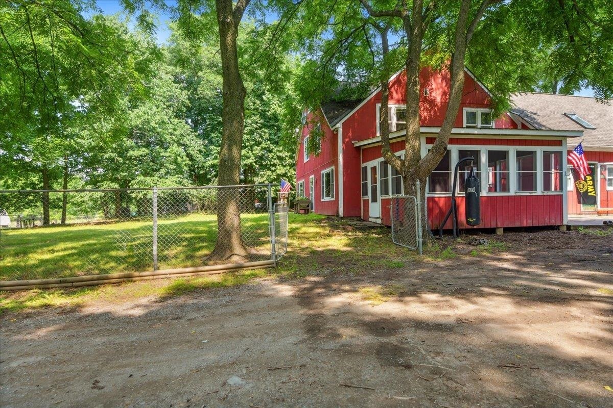 Property Photo:  1138 Route 74 E  VT 05770 