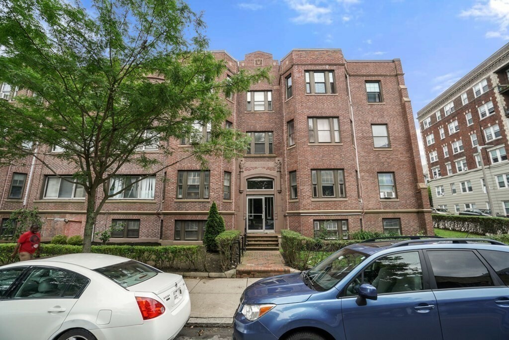 Property Photo:  108 Washington St 24  MA 02135 