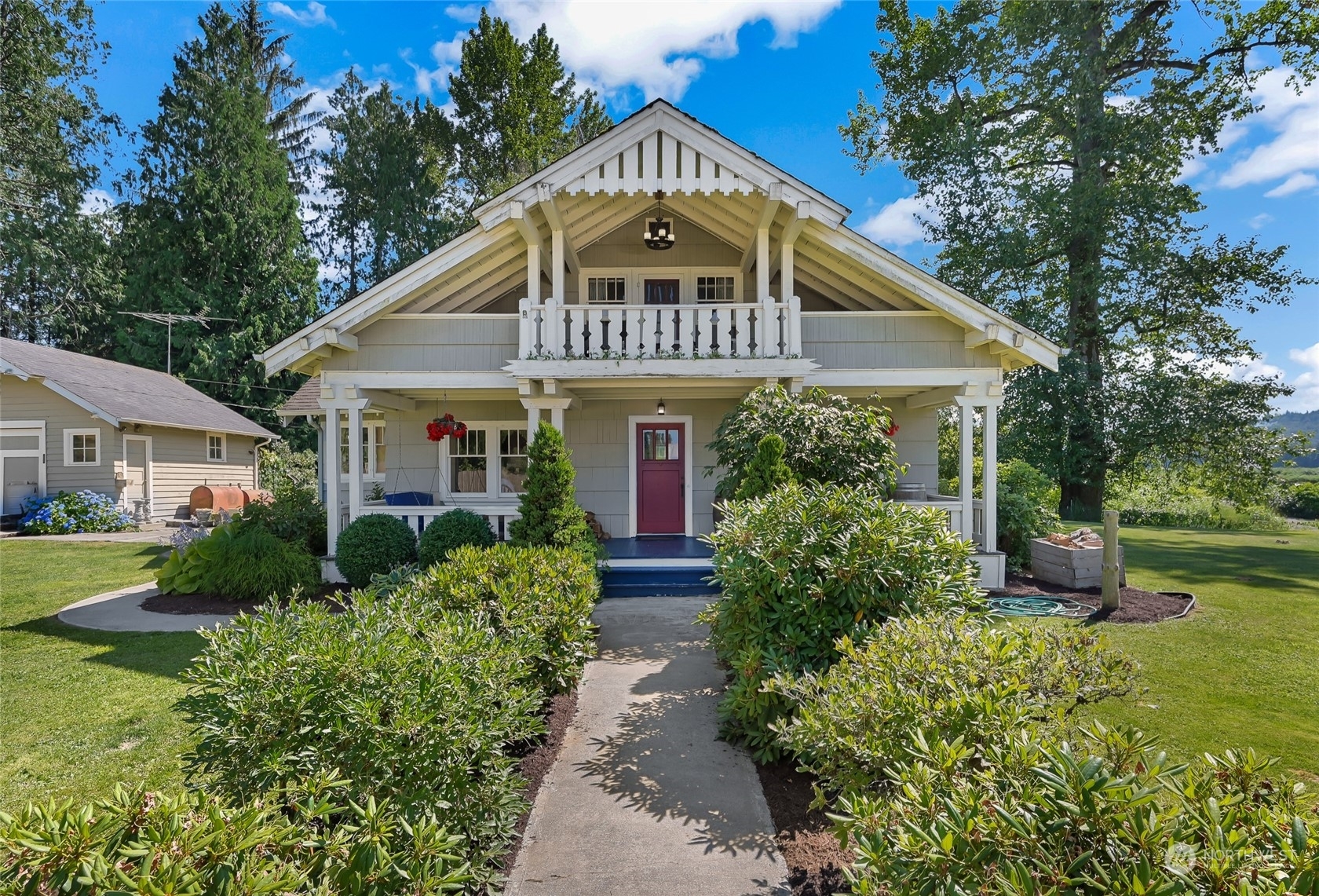 Property Photo:  31801 SE 3rd Street  WA 98014 