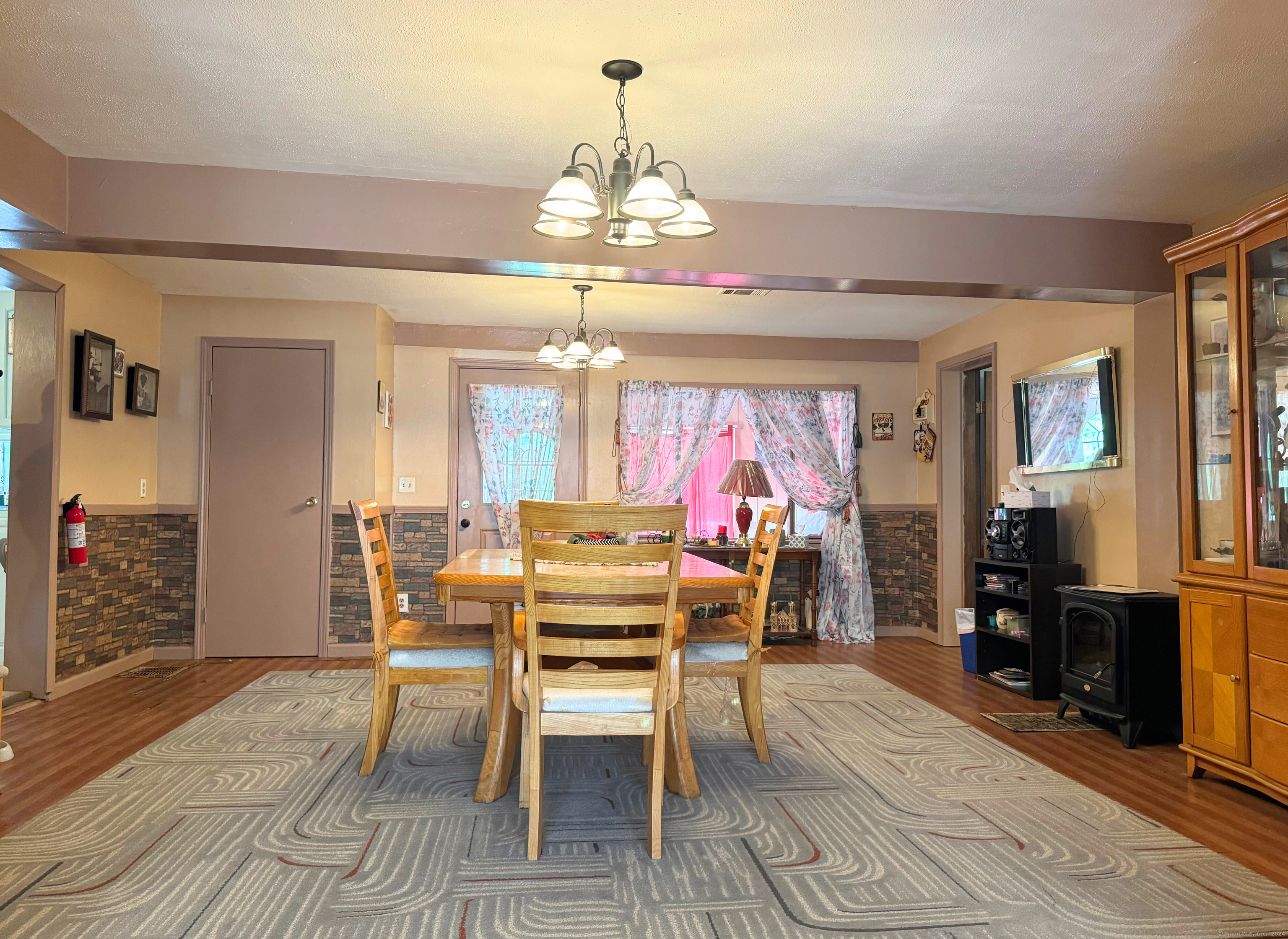 Property Photo:  1713 Torringford West Street  CT 06790 