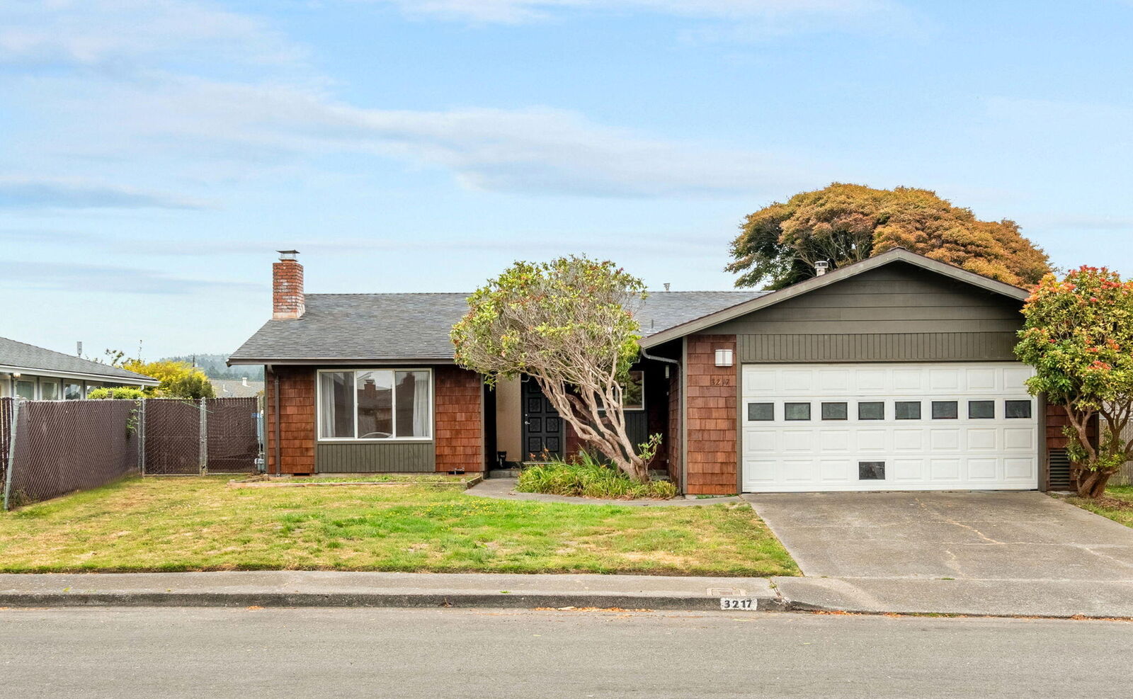 Property Photo:  3217 Alice Avenue  CA 95521 