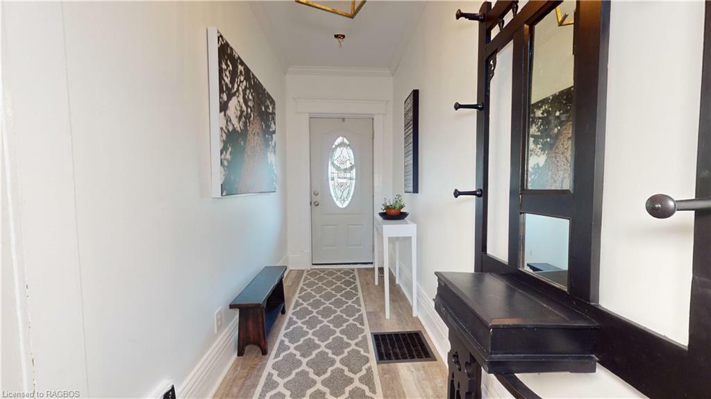 Property Photo:  475 13th Street W  ON N4K 3W8 