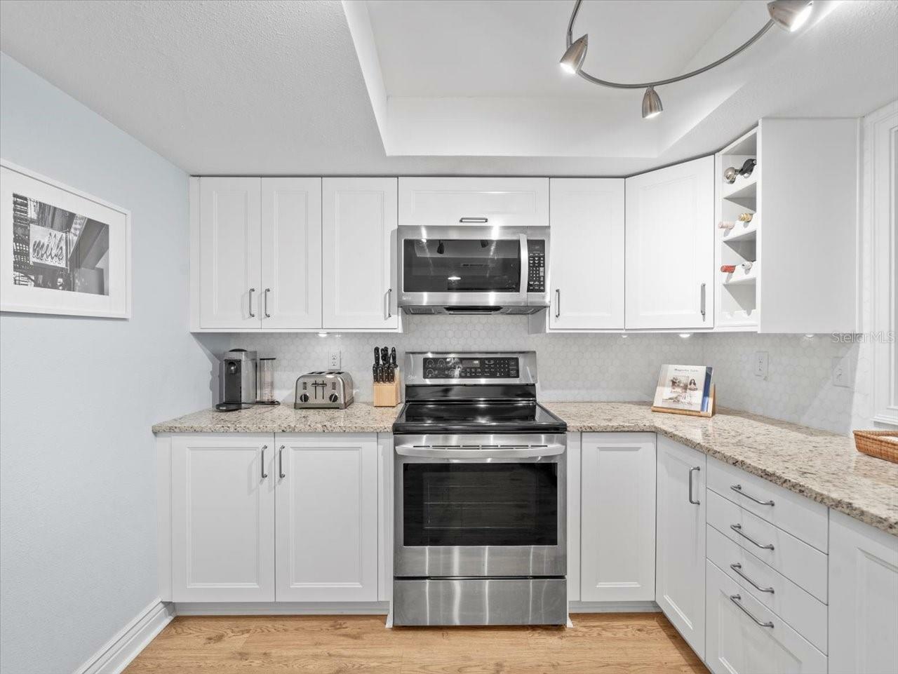 Property Photo: 13604 S Village Drive 104 FL 33618