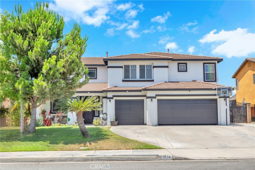 Property Photo:  1774 N Arrowhead Avenue  CA 92376 