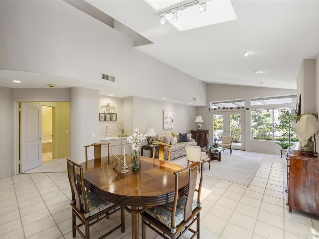 Property Photo:  4129 Pindar Way  CA 92056 
