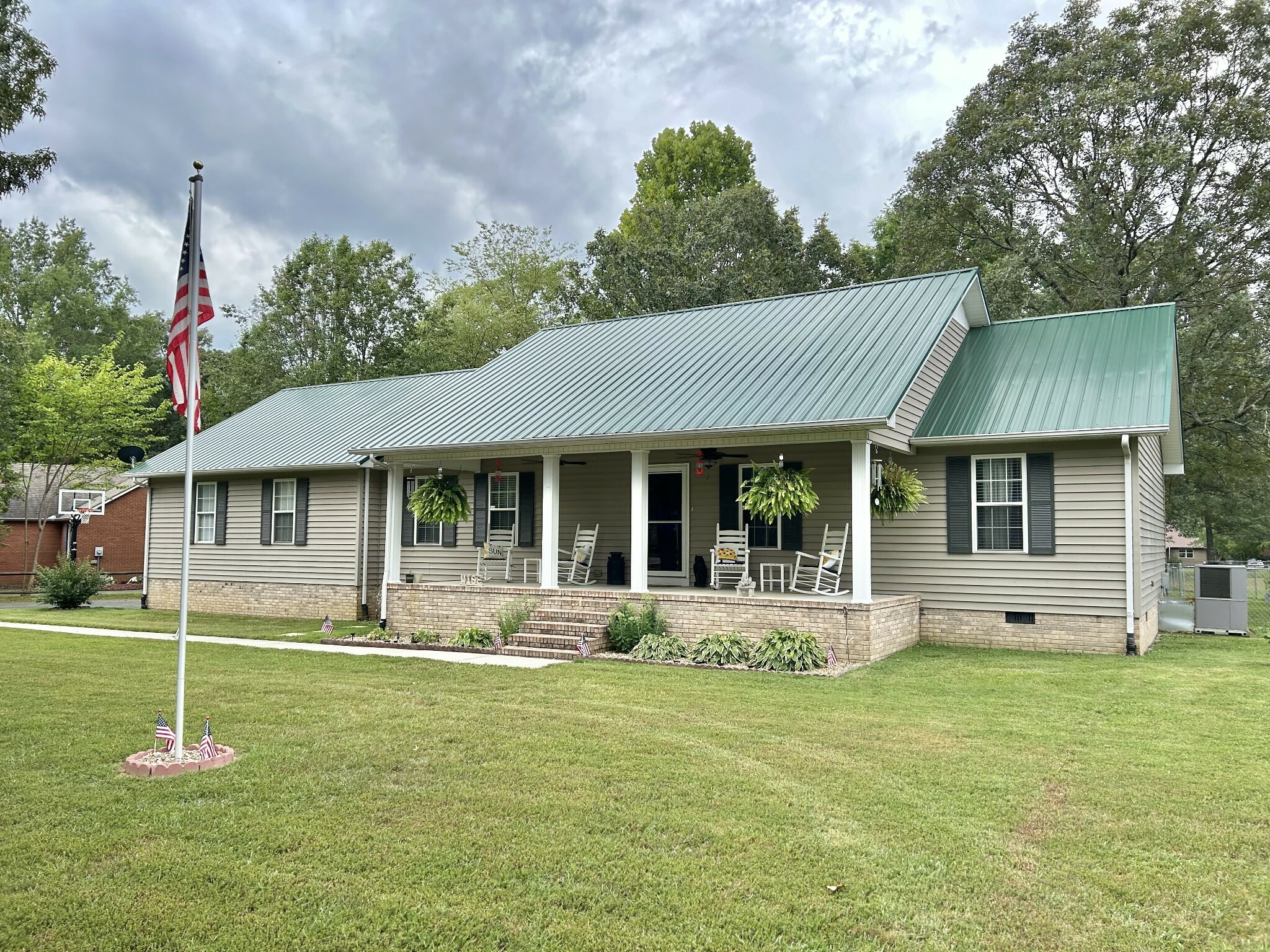 145 Dale Dr  Manchester TN 37355 photo