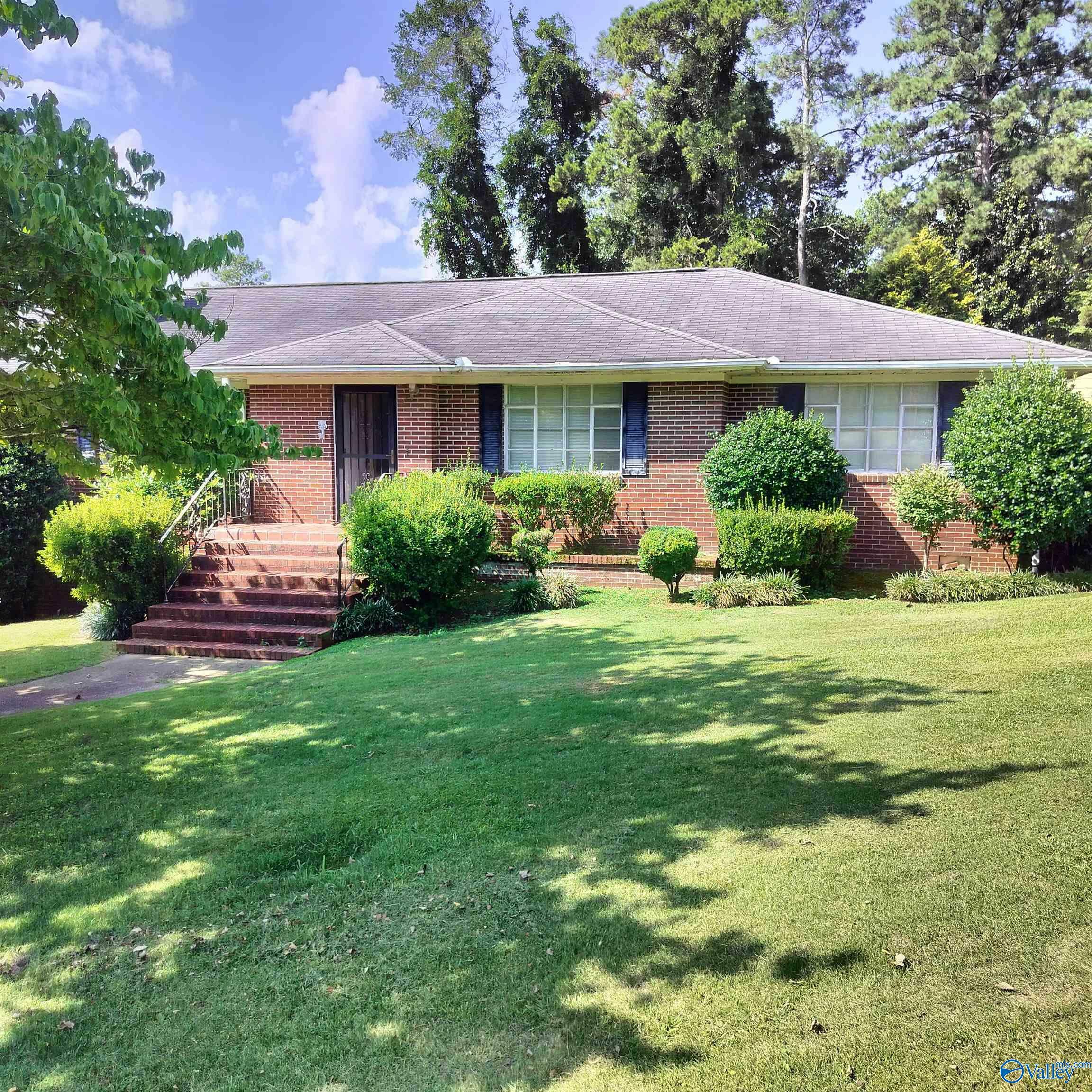 Property Photo:  2408 Red Oak Road  AL 35904 