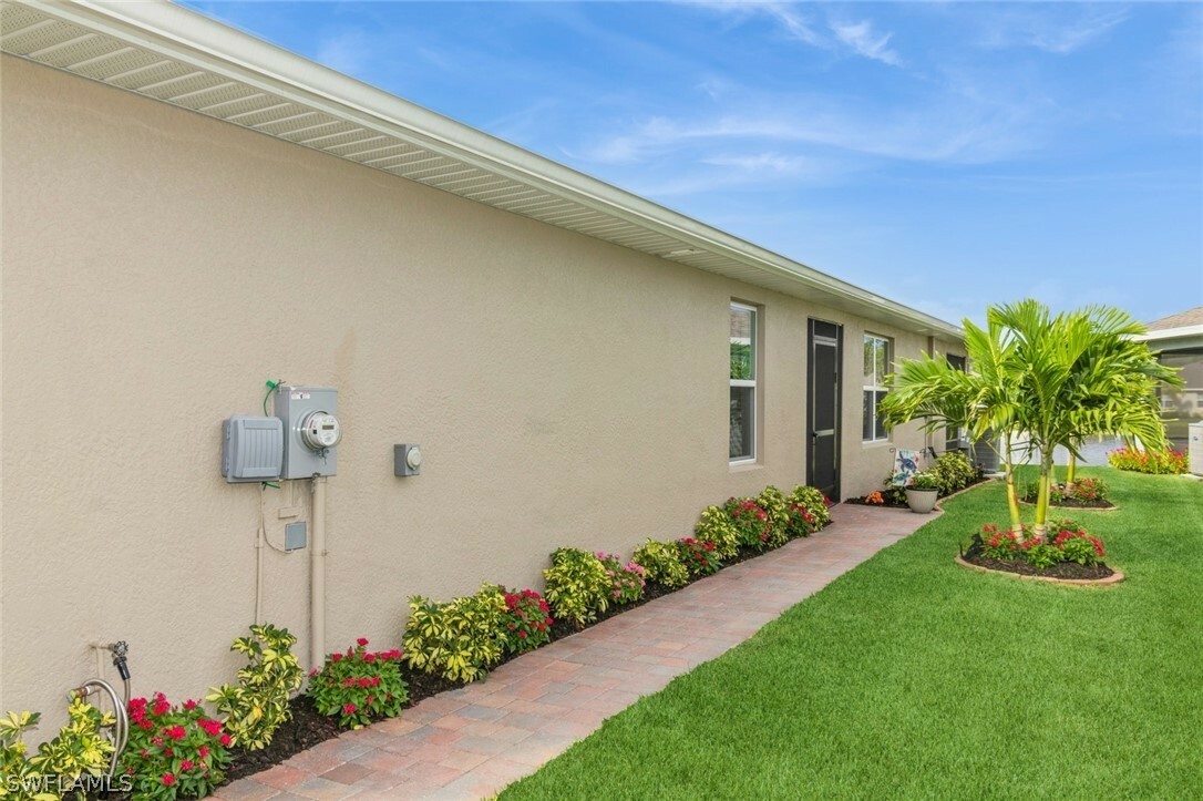 Property Photo:  20600 Plumwood Loop  FL 33917 