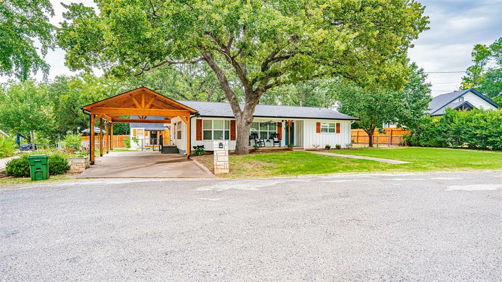 Property Photo:  1511 Pecos Trail Court  TX 76048 