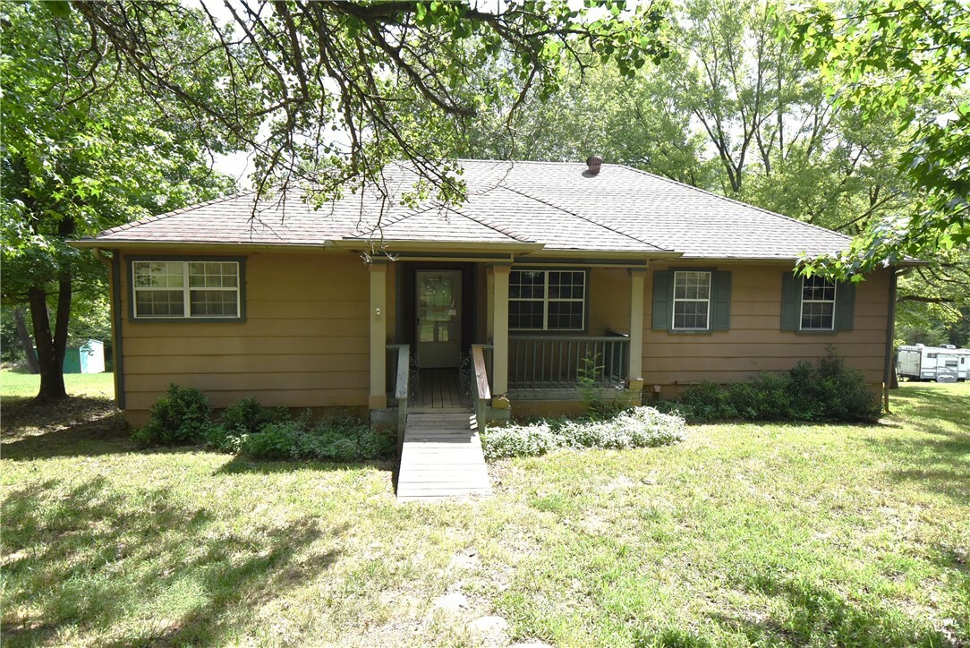 Property Photo:  80 Eagle Drive  AR 72631 