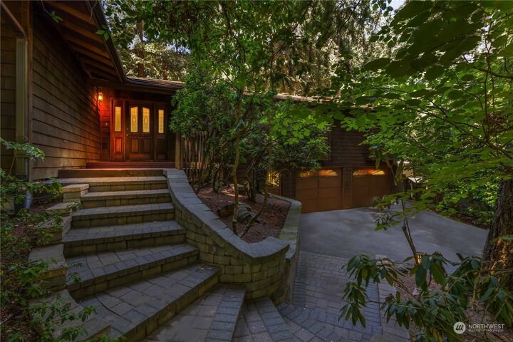 Property Photo:  20443 2nd Avenue SW  WA 98166 