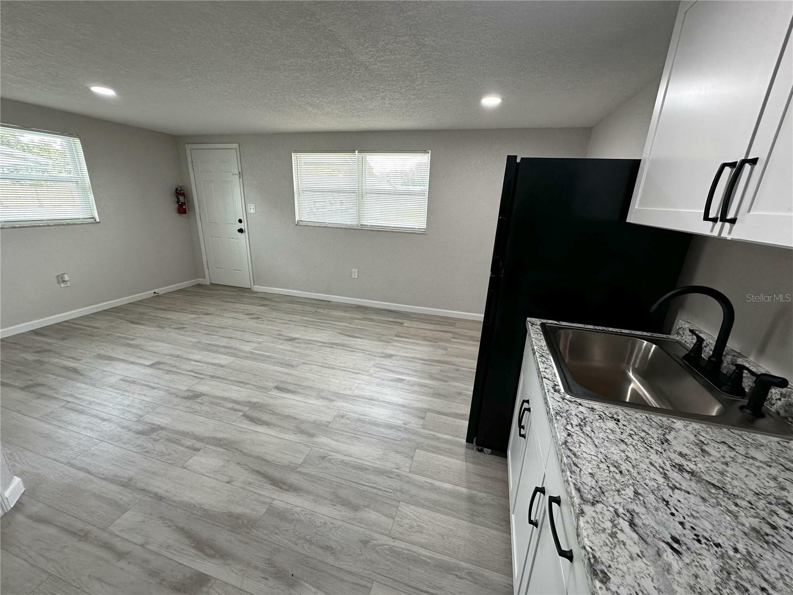 Property Photo:  14006 Sandy Ct Court B  FL 33613 