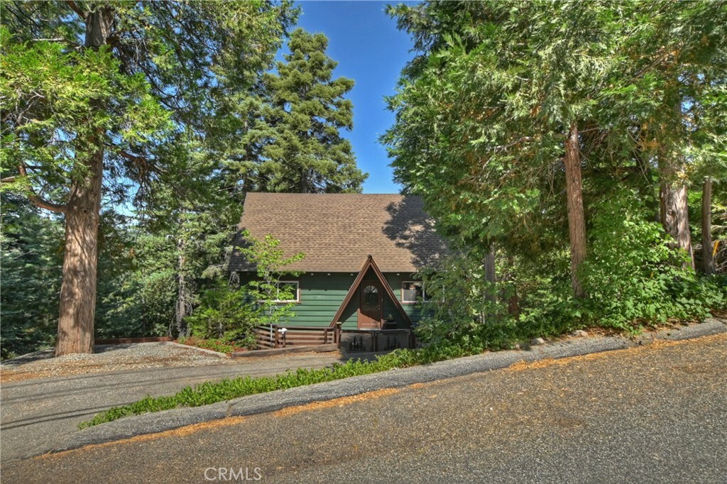 Property Photo:  137 Grizzly Road  CA 92352 