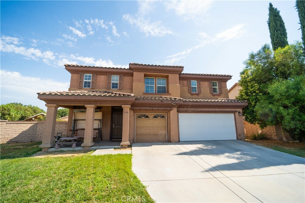 Property Photo:  3345 Chickasaw Court  CA 92545 