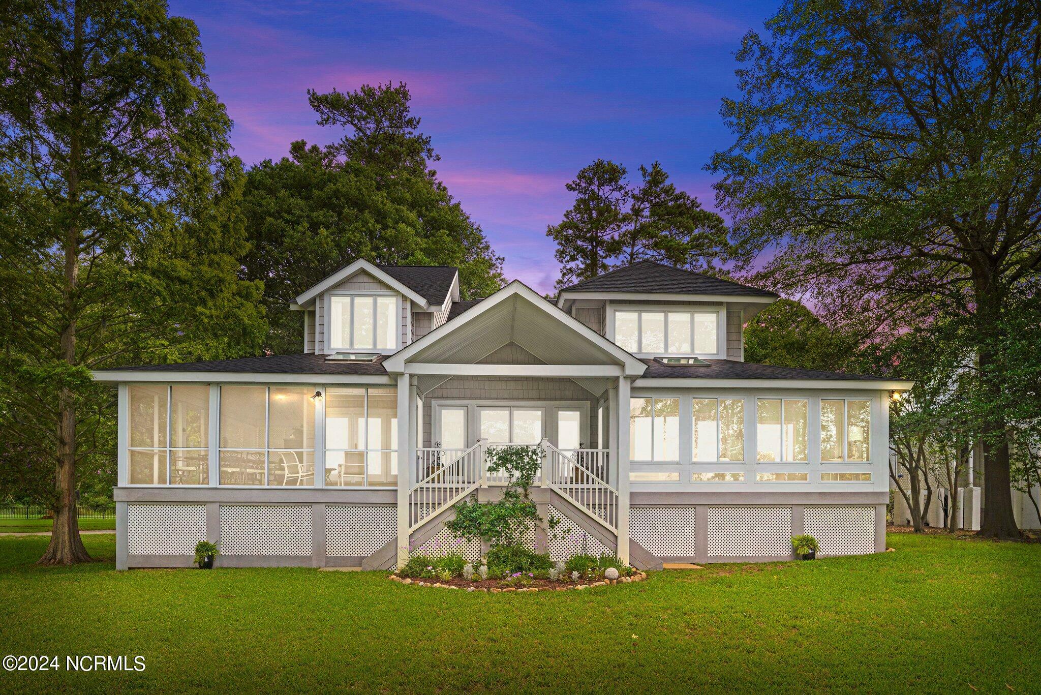 Property Photo: 310 Sunnyside Drive N NC 27889