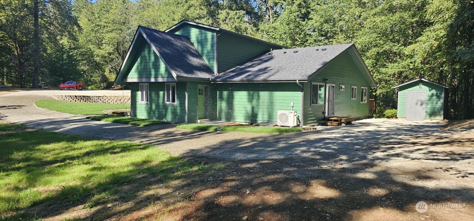 Property Photo:  6903  101st Avenue SW  WA 98512 