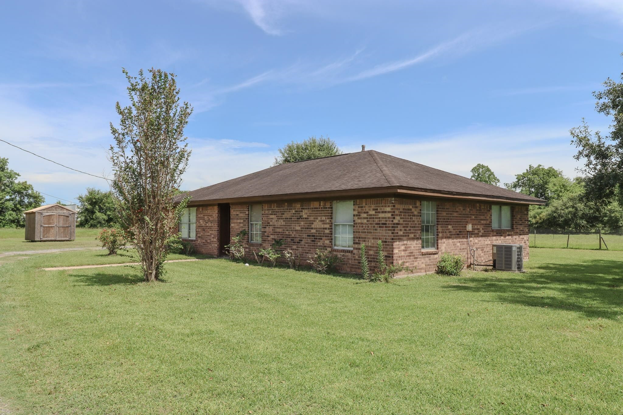 Property Photo:  1577 Wescalder Rd.  TX 77707 