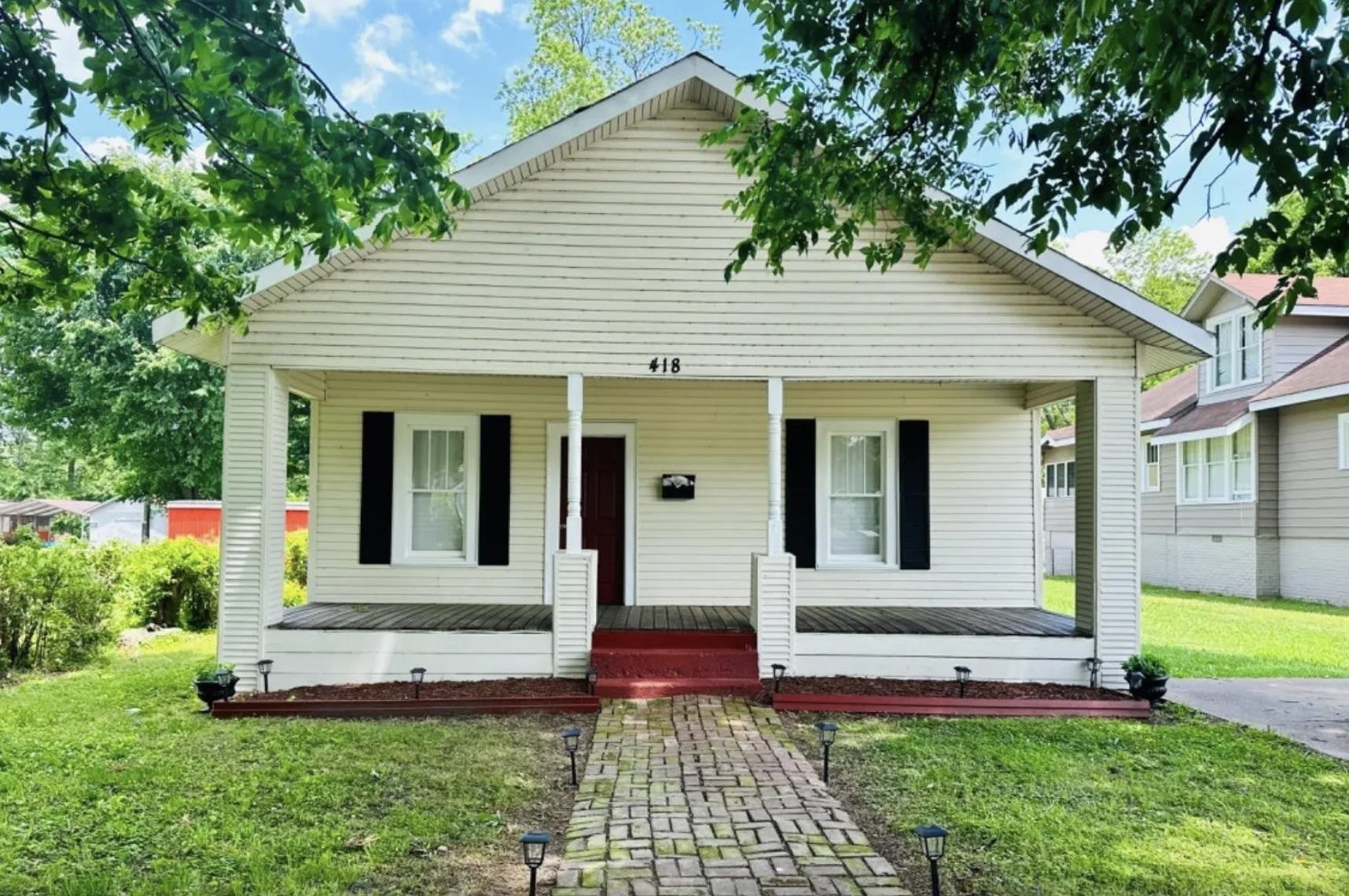 Property Photo:  418 Newport Ave  AR 72112 