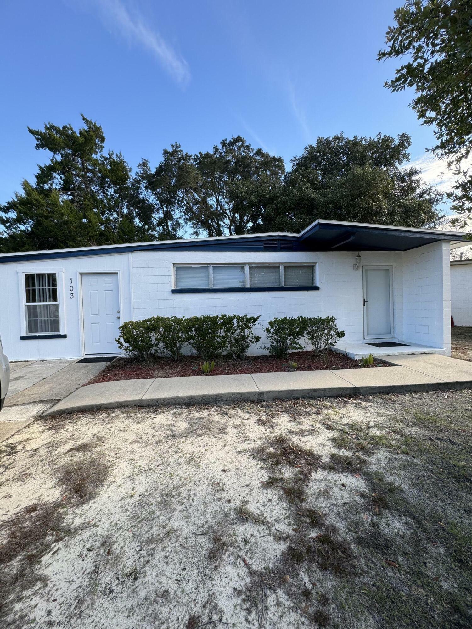 Property Photo:  103 Dell Road Road  FL 32547 