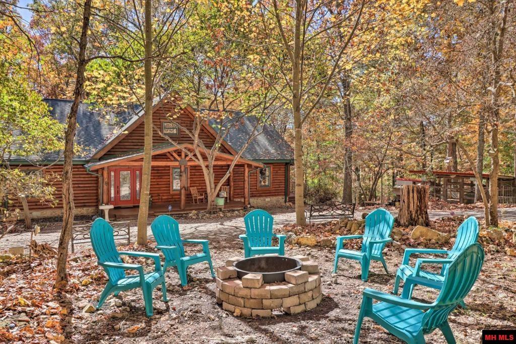 Property Photo:  278 Ironsides Drive  AR 72653 