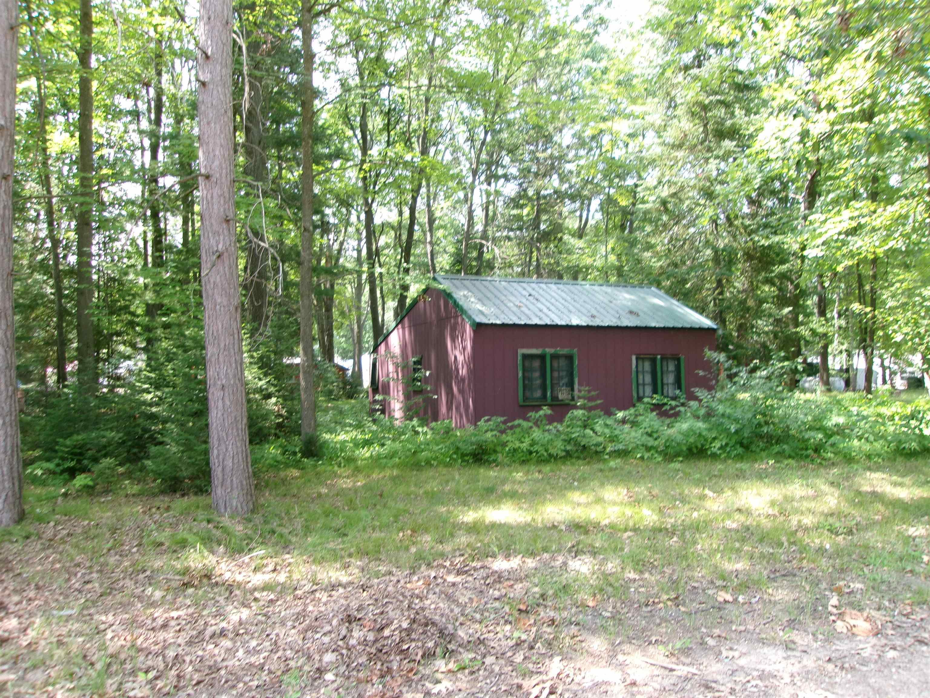 Property Photo: 227 Hunters Drive MI 48632