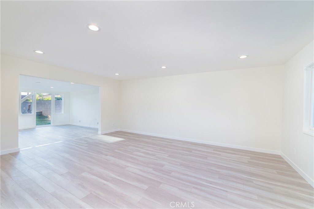 Property Photo:  8727 Monogram Avenue  CA 91343 