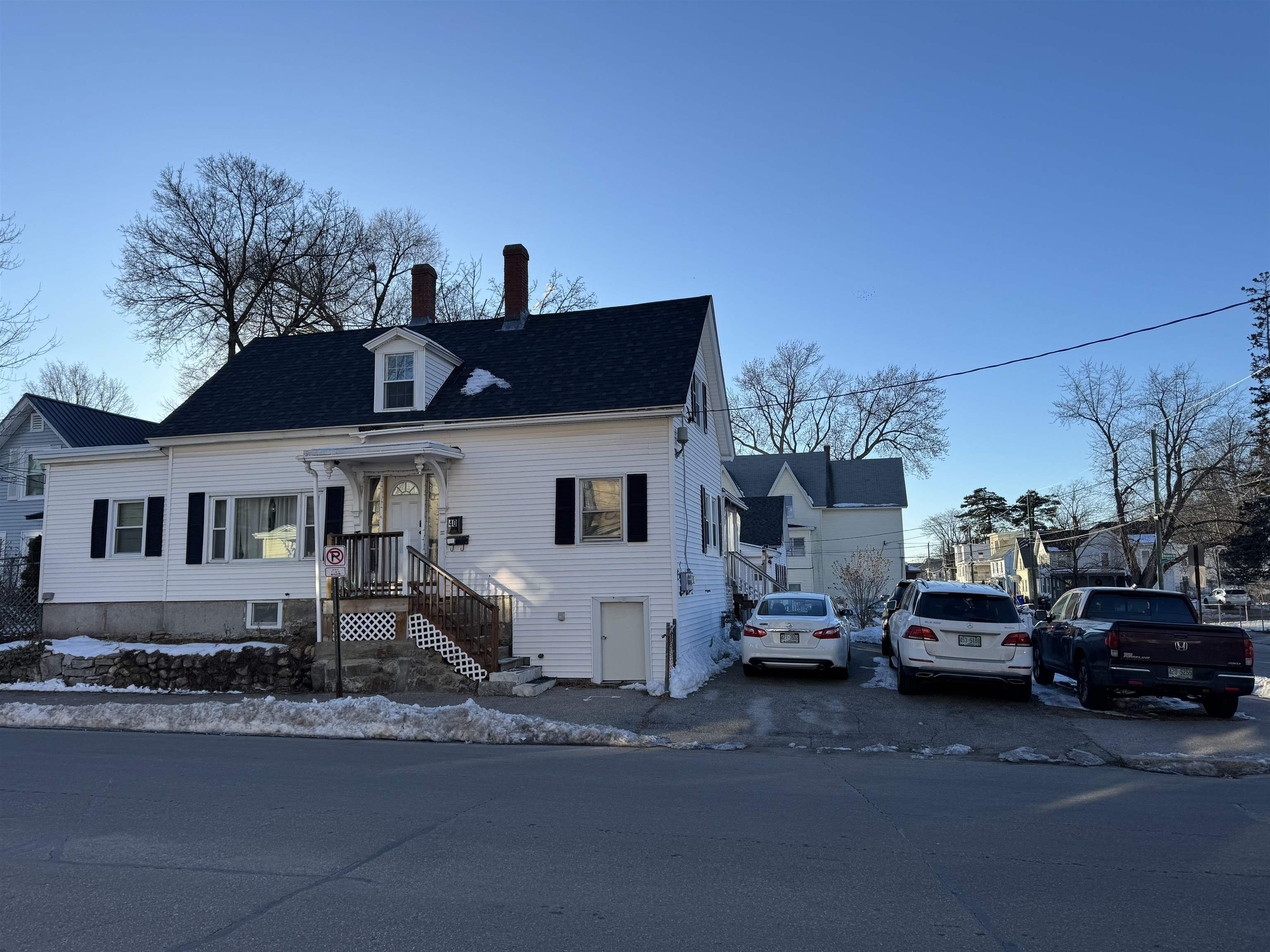 Property Photo:  40 Ashland Street  NH 03104 