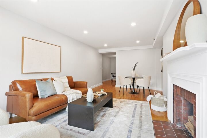 Property Photo:  10 Charlesgate East 403  MA 02215 