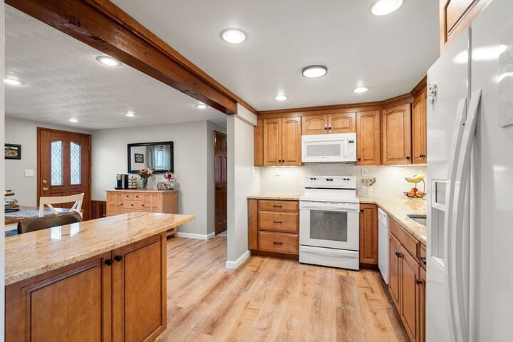 Property Photo:  9 Anthony Rd  MA 01960 