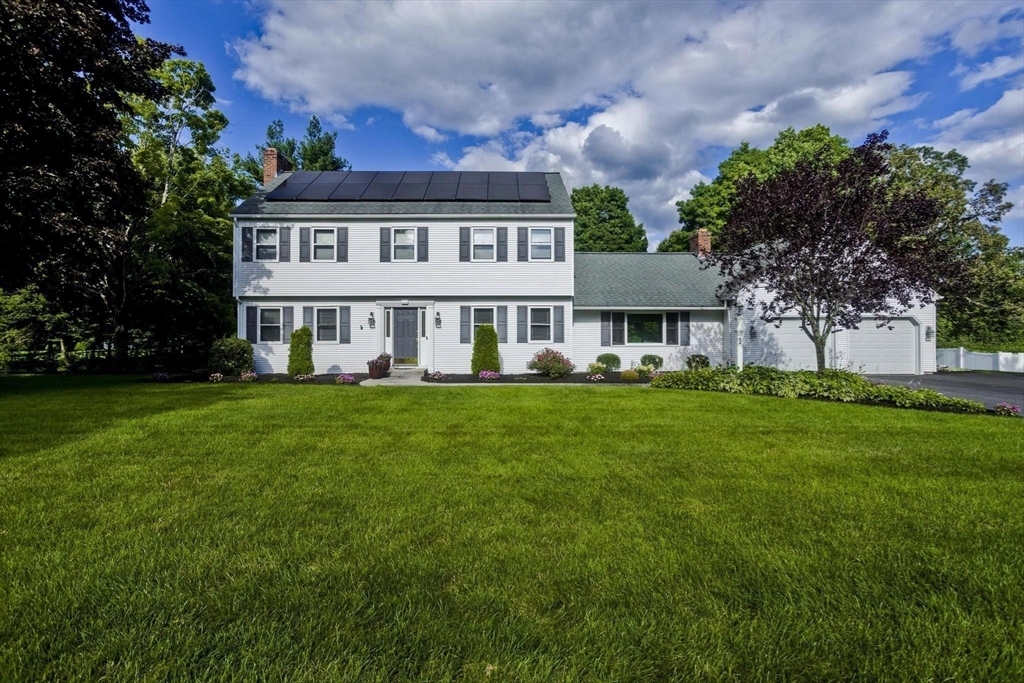 Property Photo: 12 Stonegate Cir MA 01095
