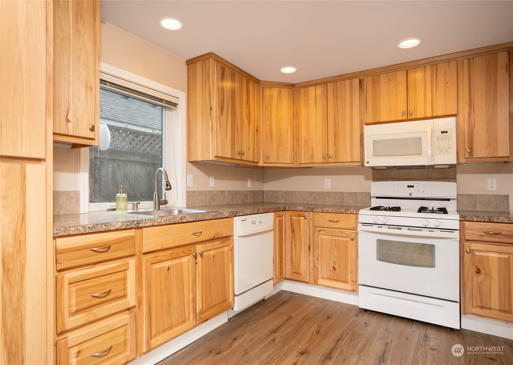 Property Photo: 5005 109th Street NE C WA 98271