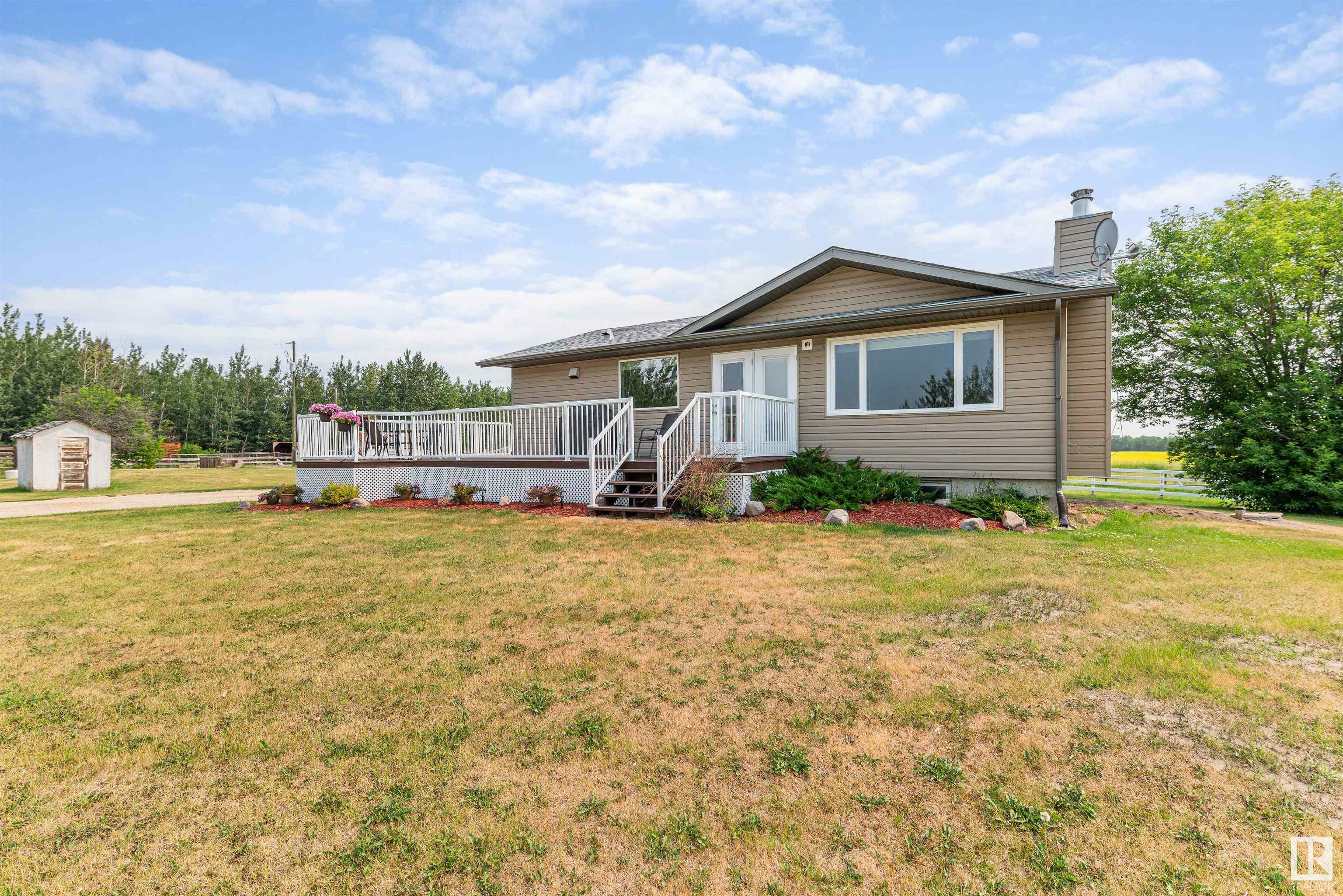 Property Photo:  50331 Rge Rd 10  AB T7Y 2A1 