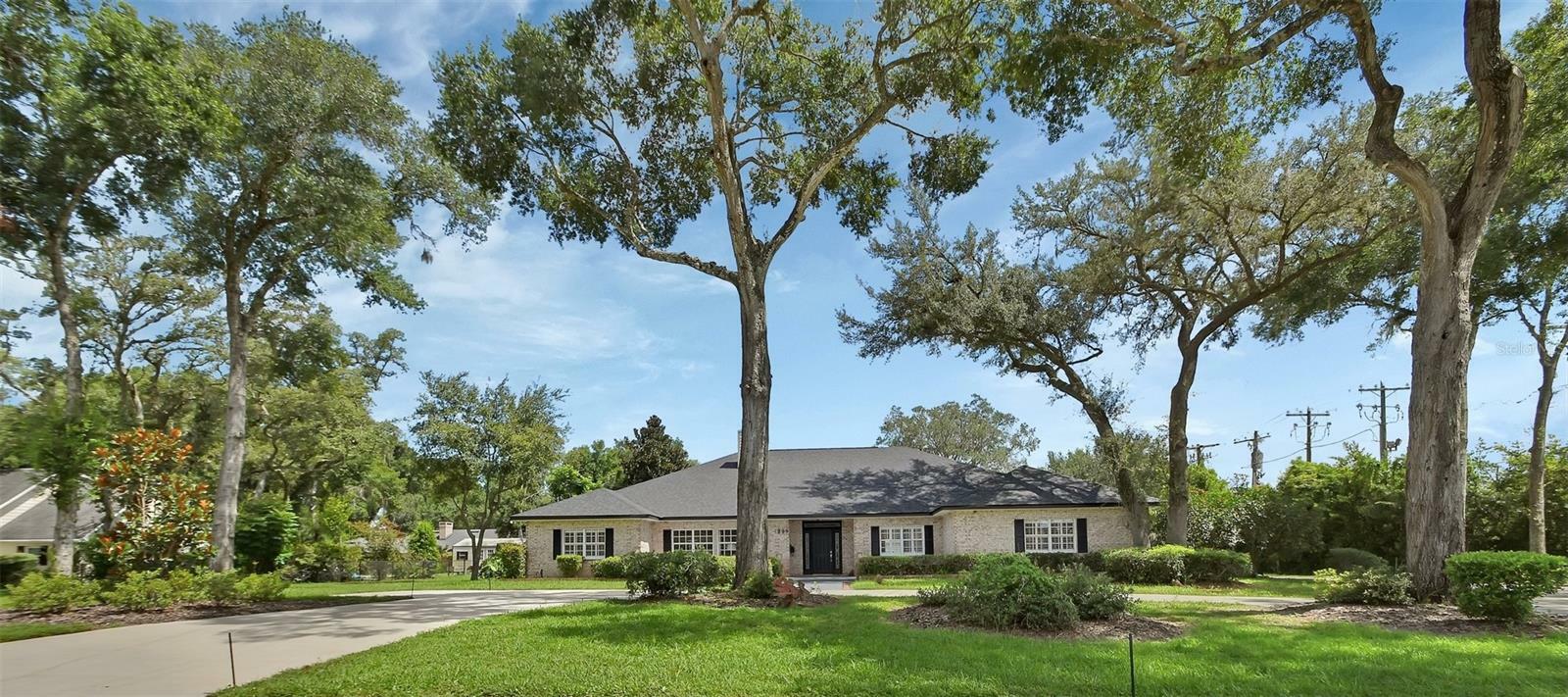 Property Photo:  999 E Pennsylvania Avenue  FL 32724 