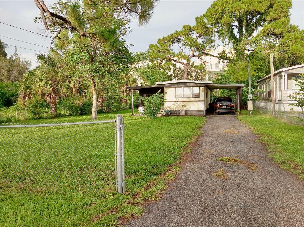 Property Photo:  11114 Pine Tree Lane  FL 34668 