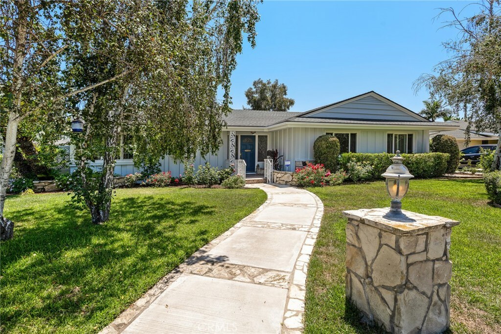 Property Photo:  1200 W Rowan Street  CA 92801 