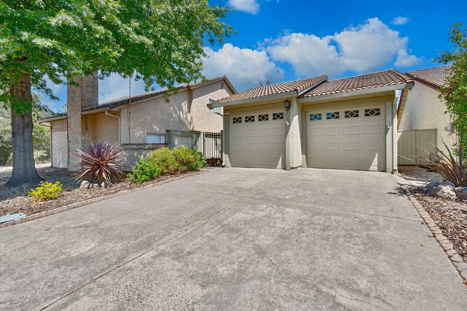 Property Photo:  8069 Forest Glen Way  CA 95610 