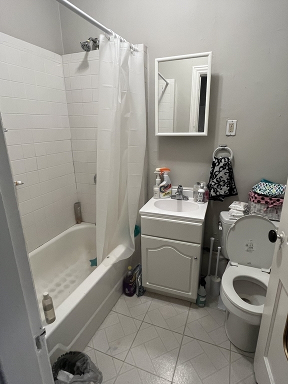 Property Photo:  9 Sewall Avenue 1  MA 02446 