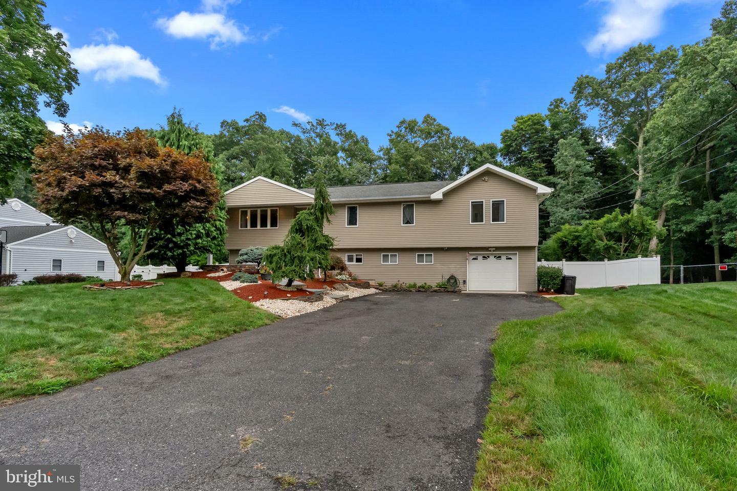 Property Photo:  12 Willow Grove Way  NJ 07726 