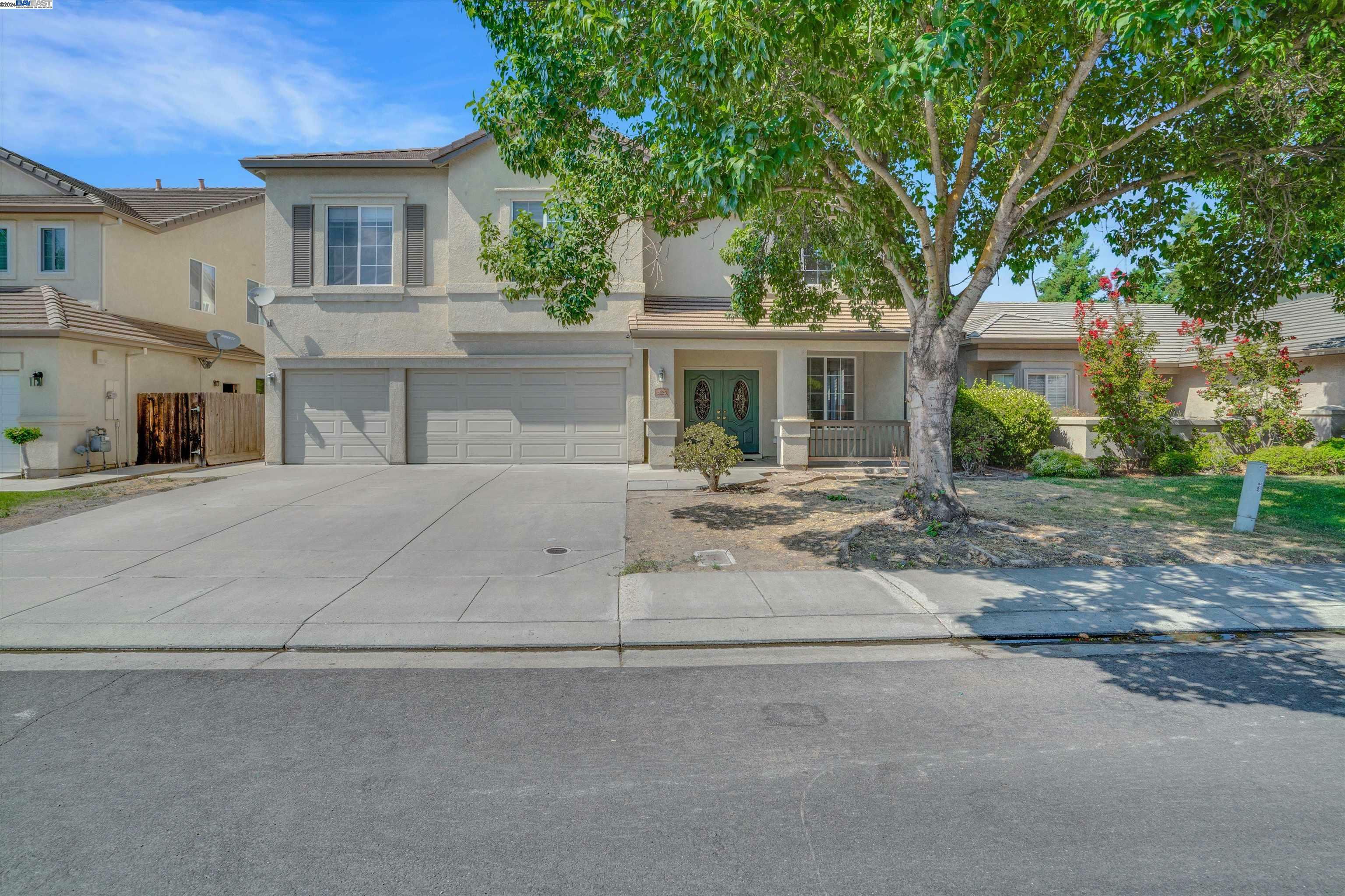 Property Photo:  2825 Vestrella Dr  CA 95356 