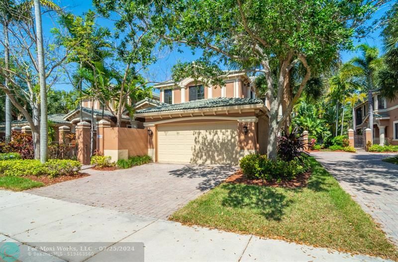 Property Photo:  2877 Kinsington Cir 2877  FL 33332 