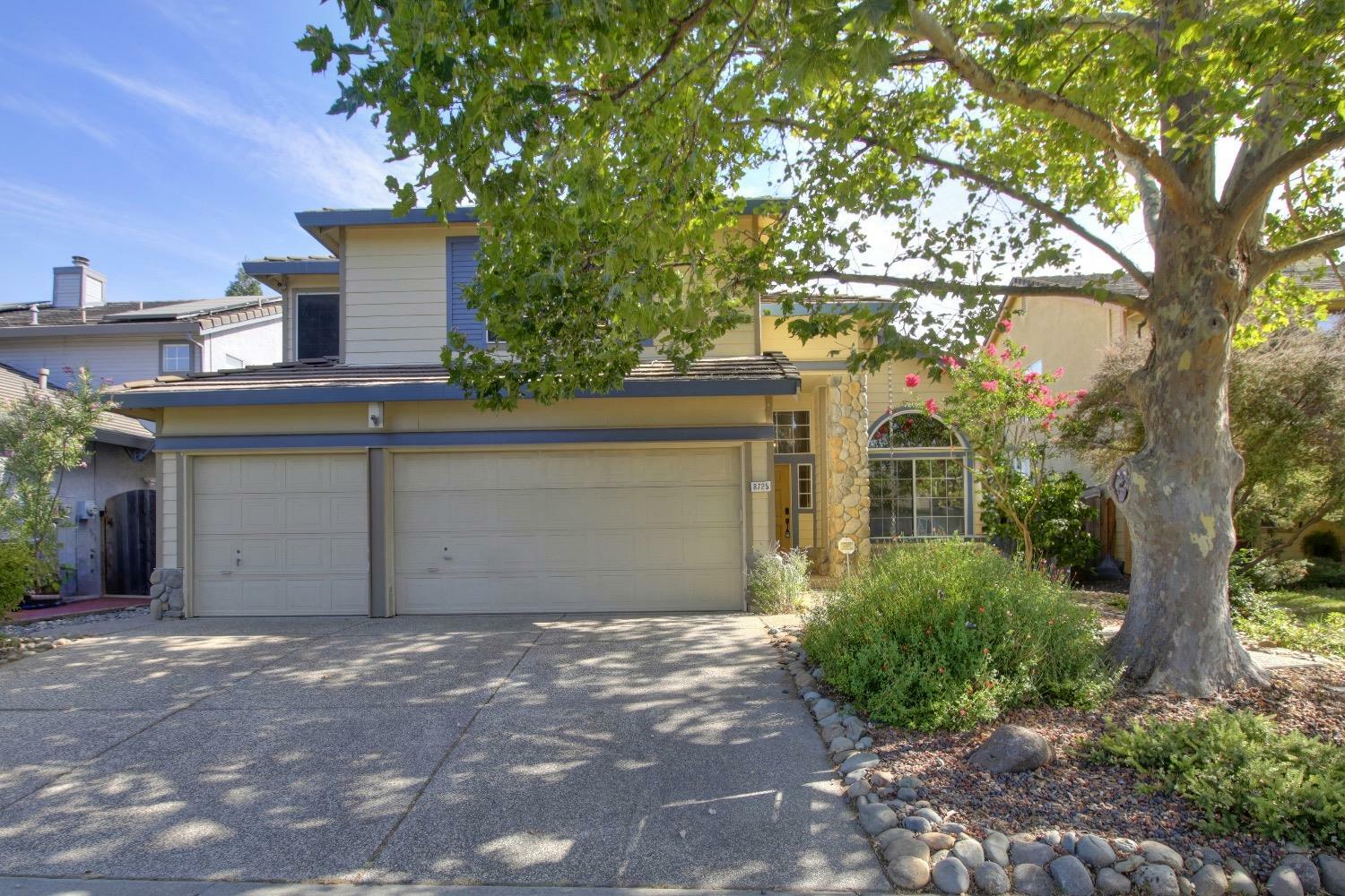 8725 Goldy Glen Way  Elk Grove CA 95624 photo