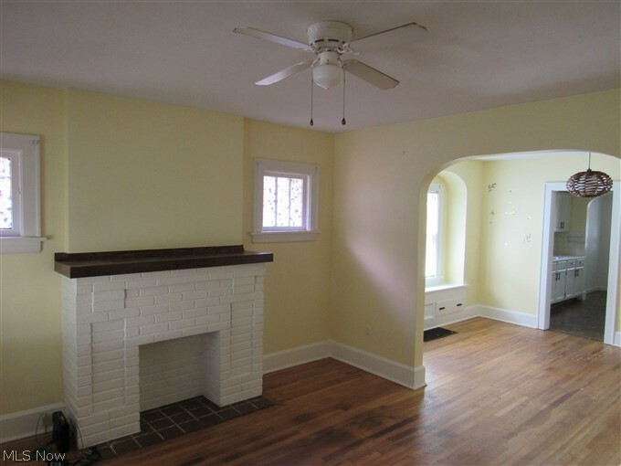 Property Photo:  1126 Sawyer Avenue  OH 44310 