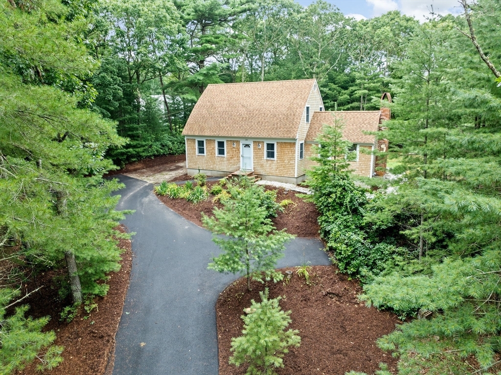 Property Photo:  216 Poponessett Rd  MA 02635 