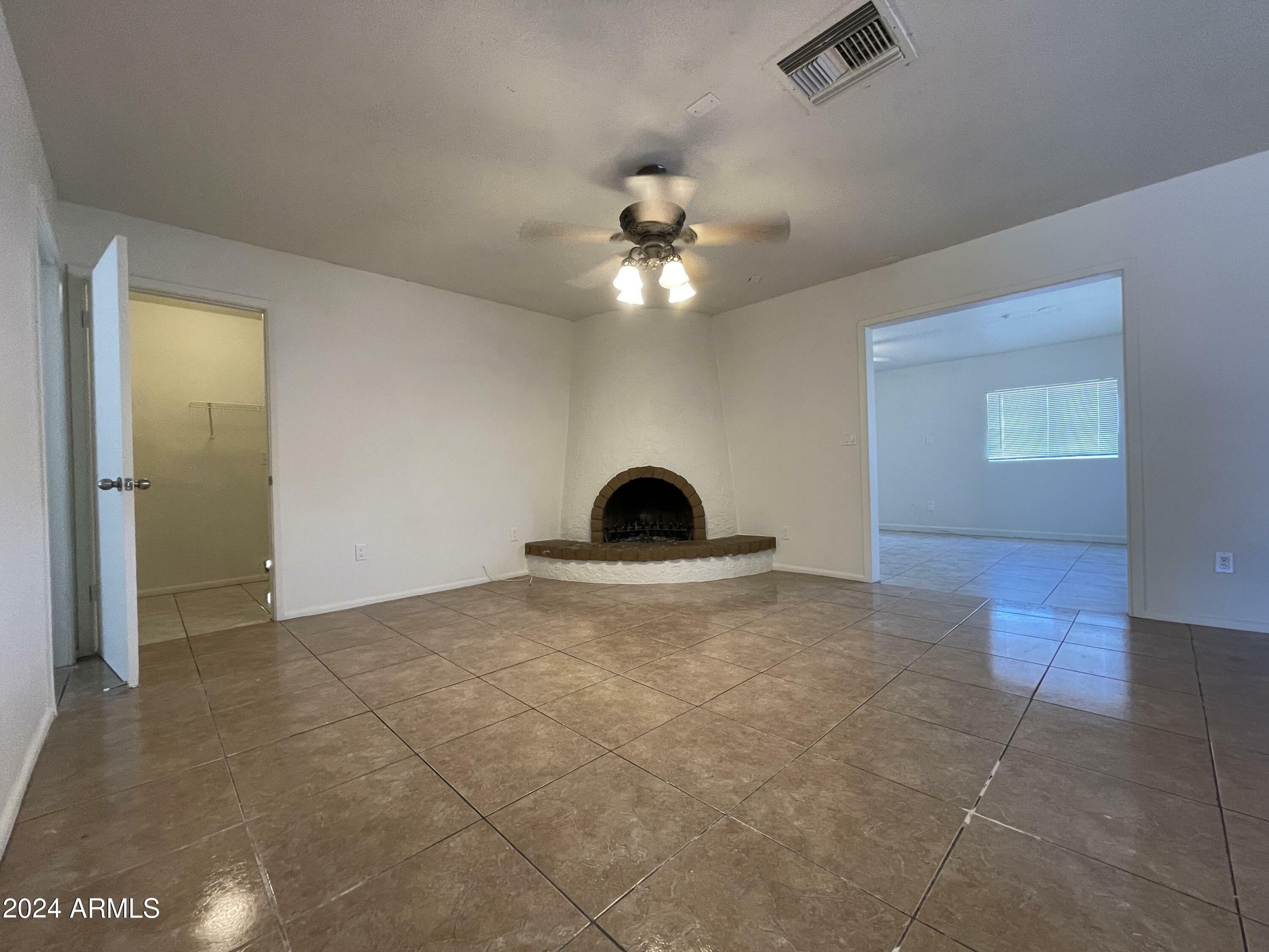 Property Photo:  9912 N 87th Avenue  AZ 85345 