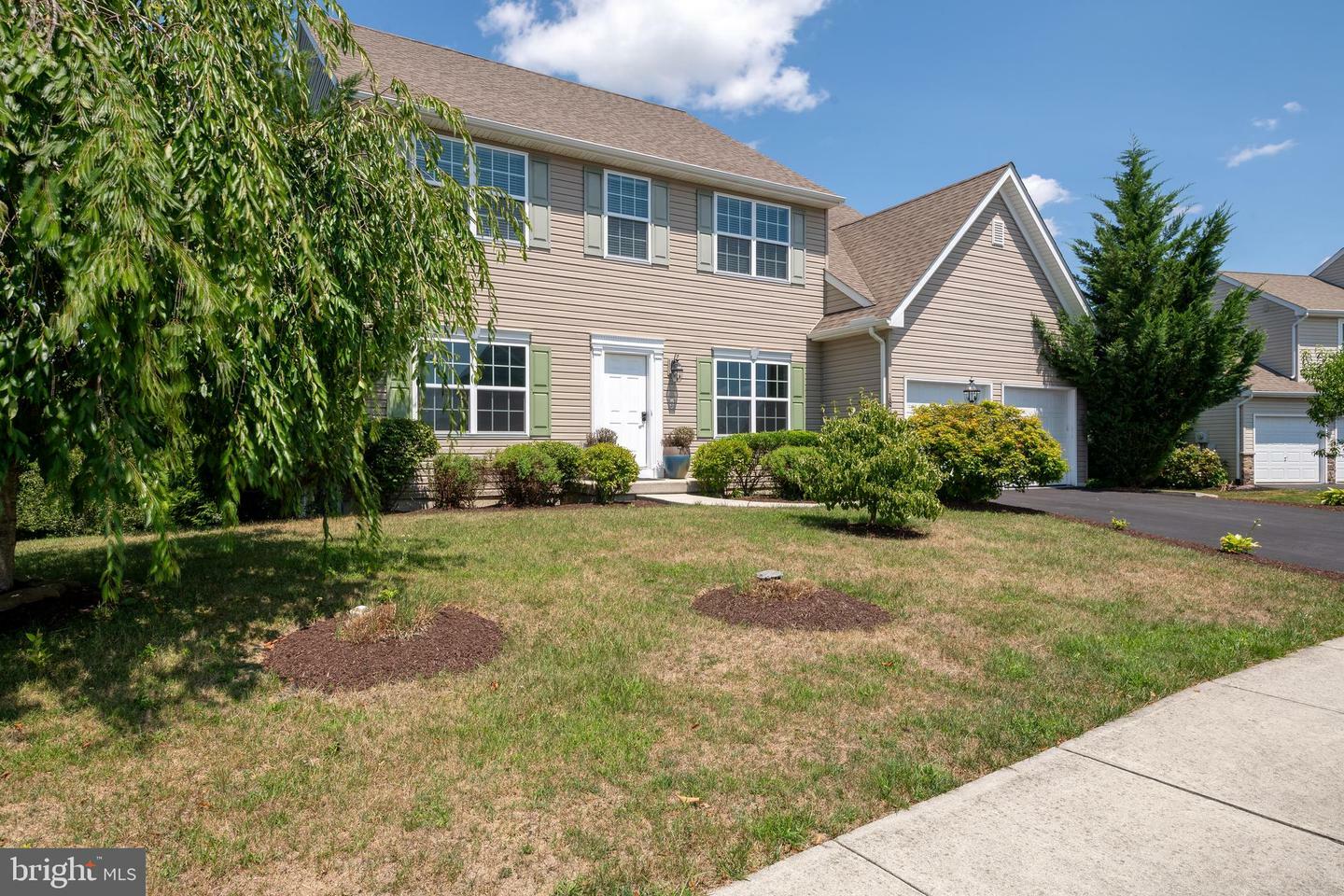 Property Photo:  1876 Creek View Drive  PA 17078 