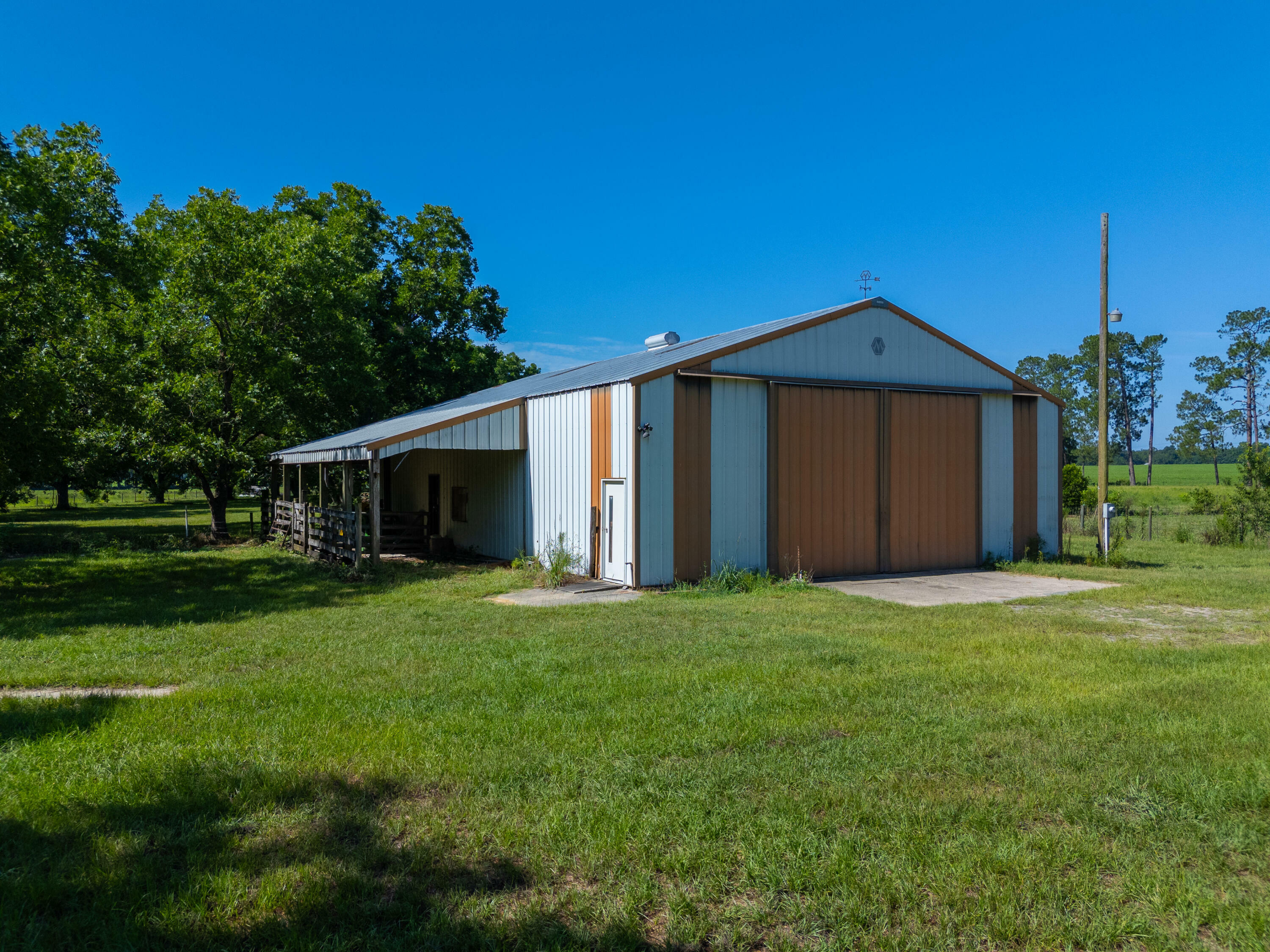 Property Photo:  449 Hi Cotton Lane  SC 29146 