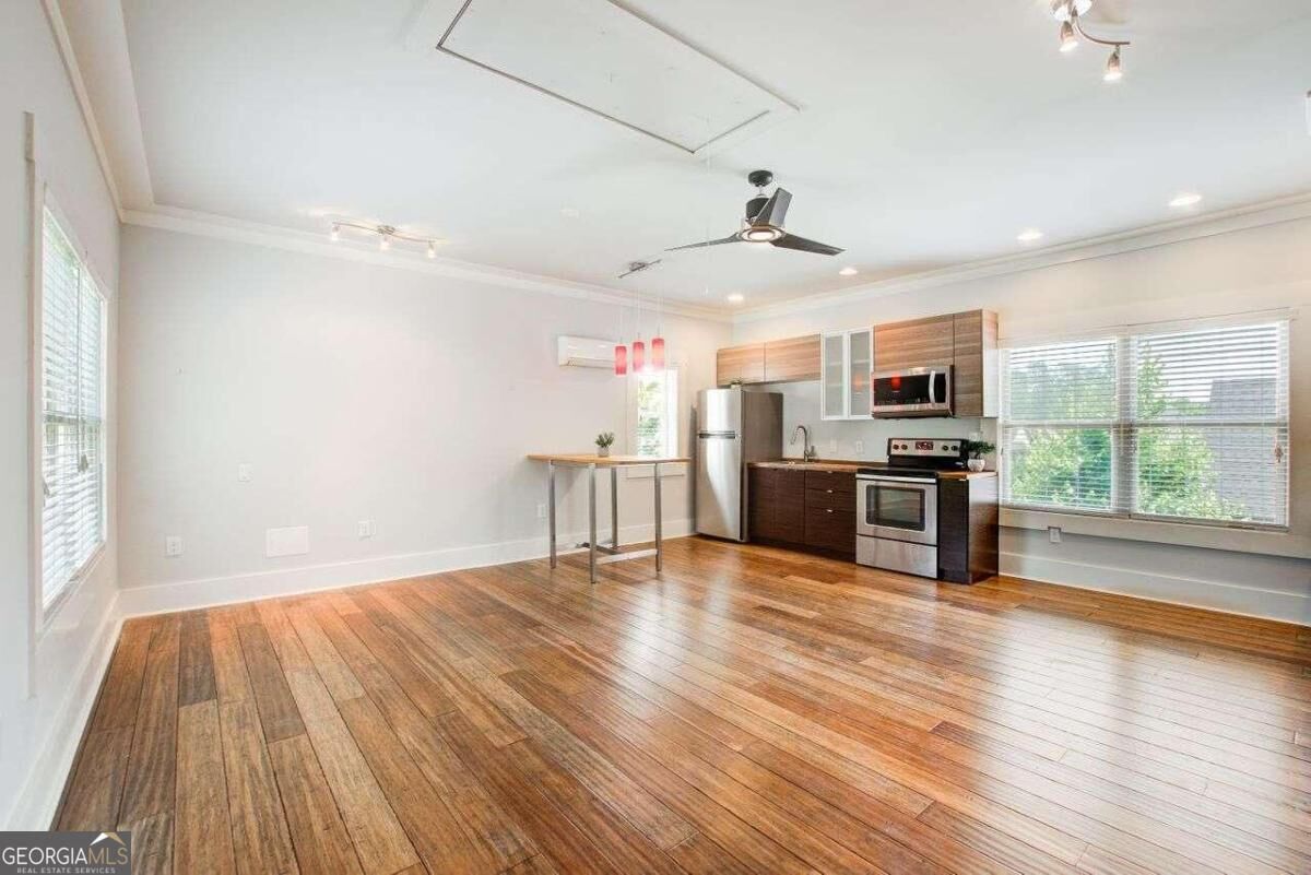 Property Photo: 2058 Westwood Road SE GA 30080