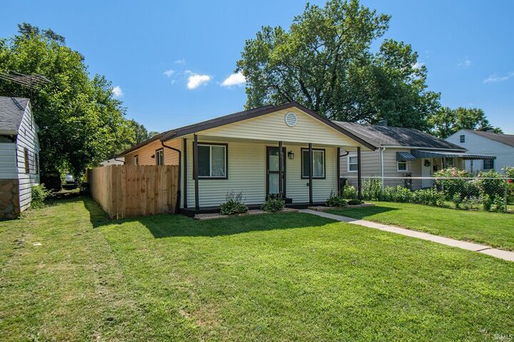 246 N Wellington Street  South Bend IN 46619-1874 photo