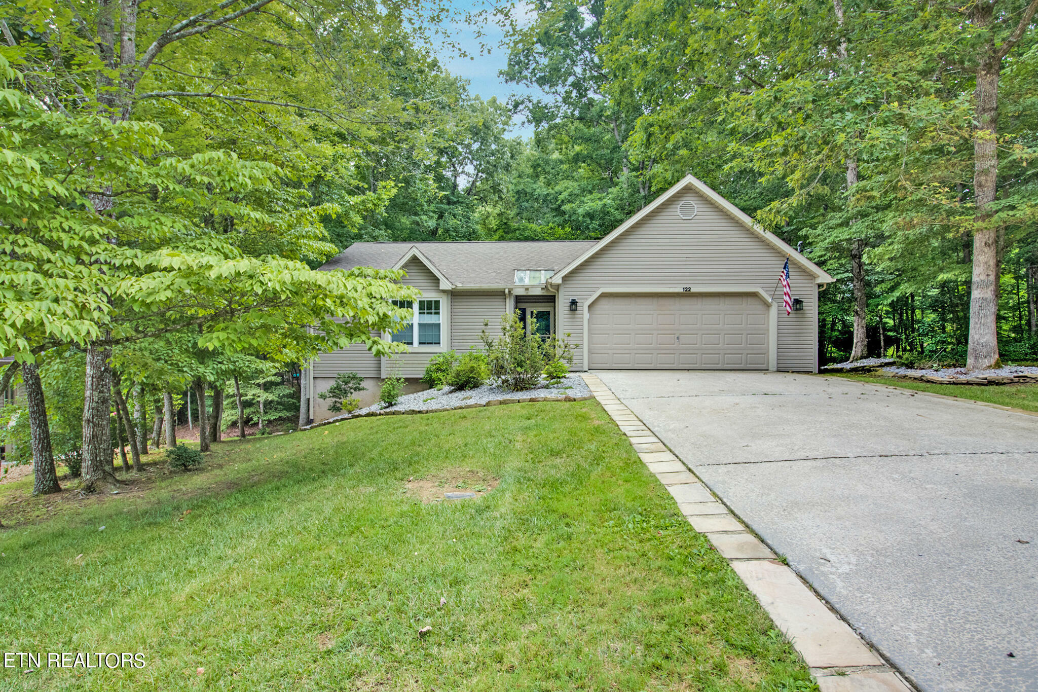 Property Photo:  122 Burrough Lane  TN 38558 